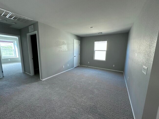 Building Photo - 7124 Fossil Lake St
