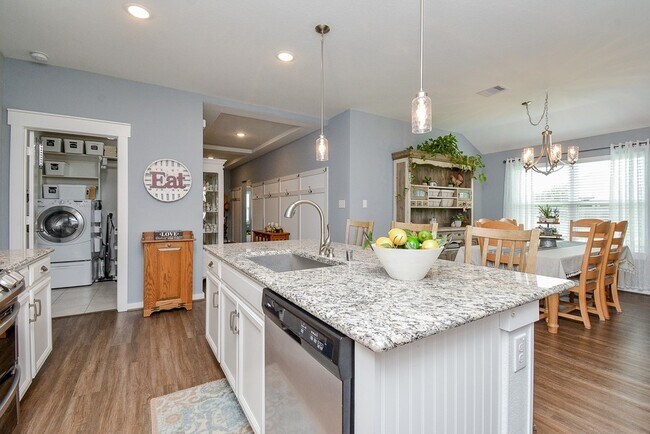 Building Photo - 31430 Stone Ridge Forest Dr