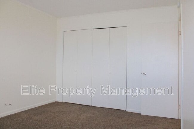 Building Photo - 163 W Cokedale Dr