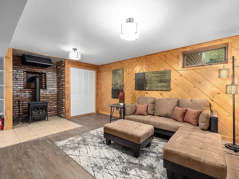 Building Photo - 295 Tally Lake Campground Rd