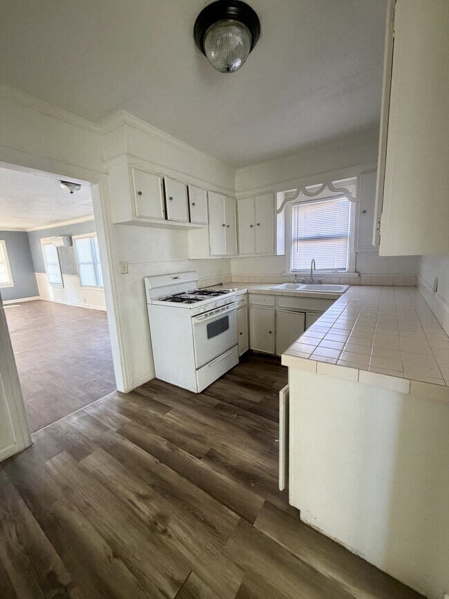 Building Photo - 1324 Georgetown St