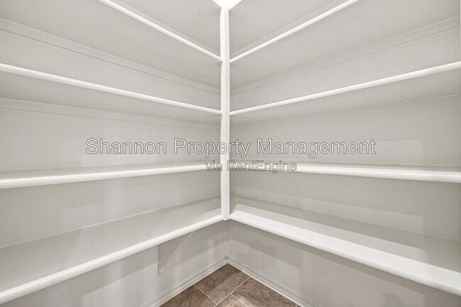 Building Photo - 16007 Mersmann Rdg Ln