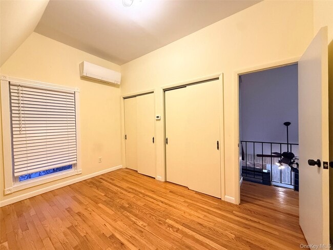 Building Photo - 15 Norfolk Ct