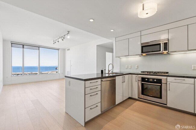 Building Photo - 338 Spear St