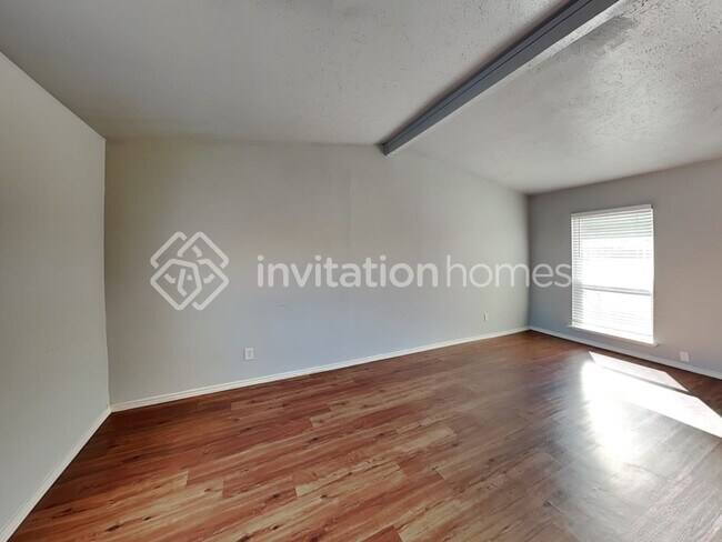 Building Photo - 5416 Rice Dr