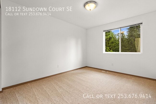 Building Photo - 18112 Sundown Ct SE