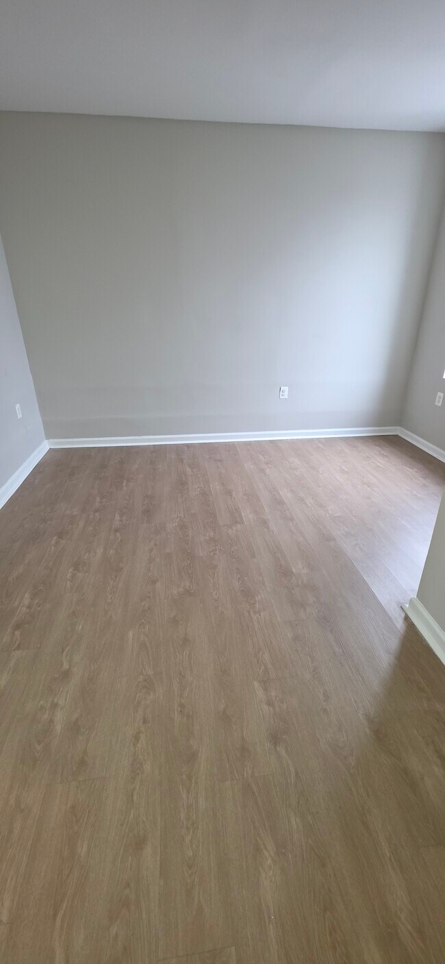 Building Photo - 3406 Belair Rd