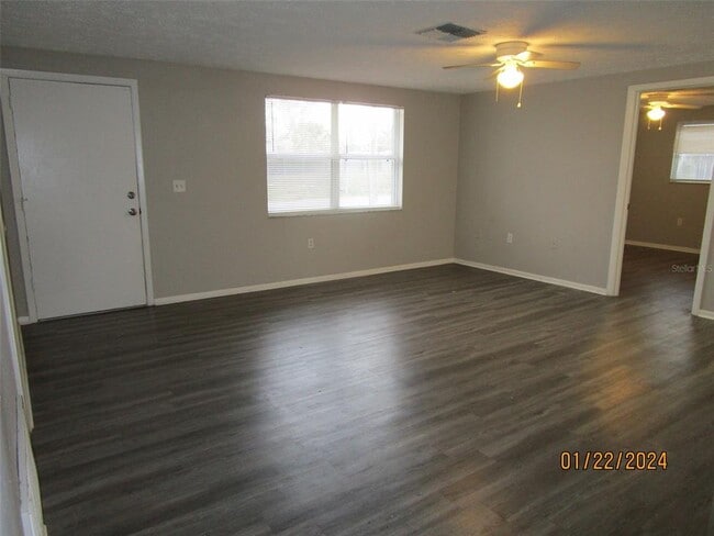 Building Photo - 8947 Cairo Ln