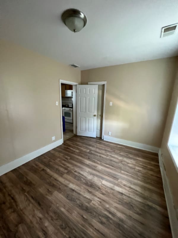 Building Photo - 5625 S Princeton Ave