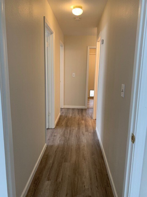 Building Photo - Spacious 3 Bedroom / 2 Bath Home with a Bo...