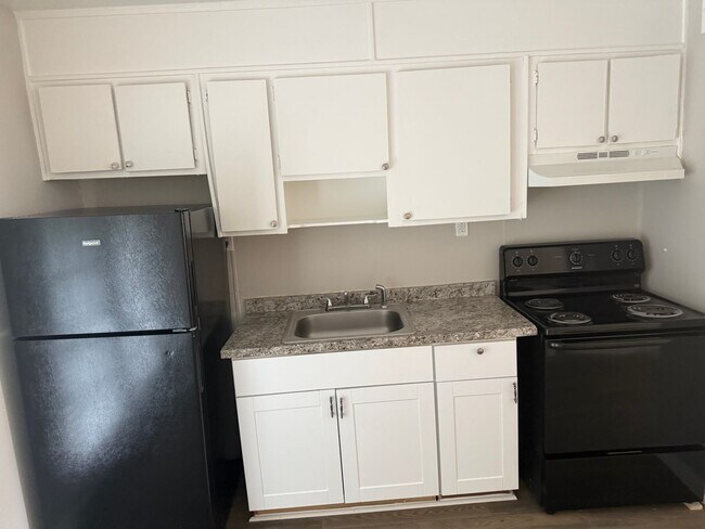 Building Photo - Premium 2 Bedroom Apartments in Atlanta, GA | 750 Sq Ft Upgraded Floor Plan at Monteleone Apartments