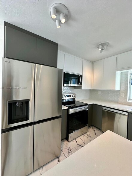 Building Photo - 629 SW 4th St