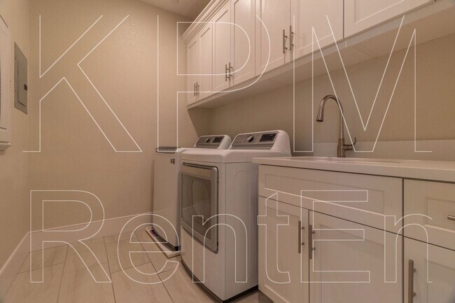 Building Photo - 10940 Portside Dr