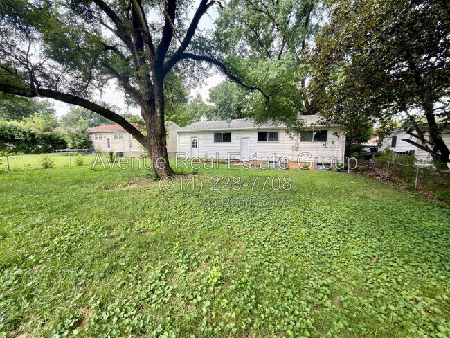 Building Photo - 190 Lynn Meadows Ln