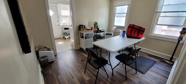 Building Photo - 302 Burmont Rd