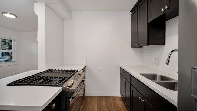 Floorplan - La Brea Apartments