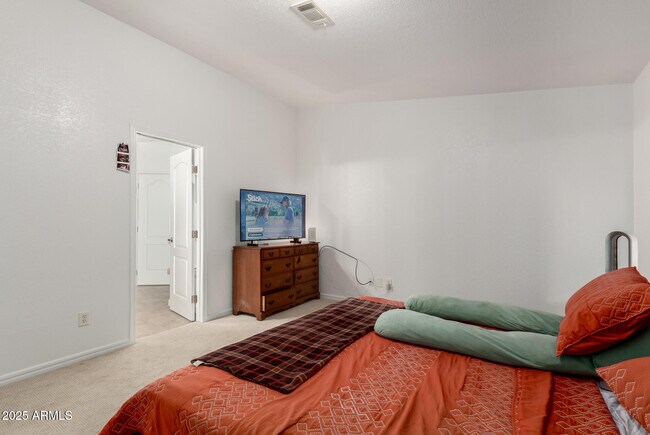 Building Photo - 8601 N 103rd Ave