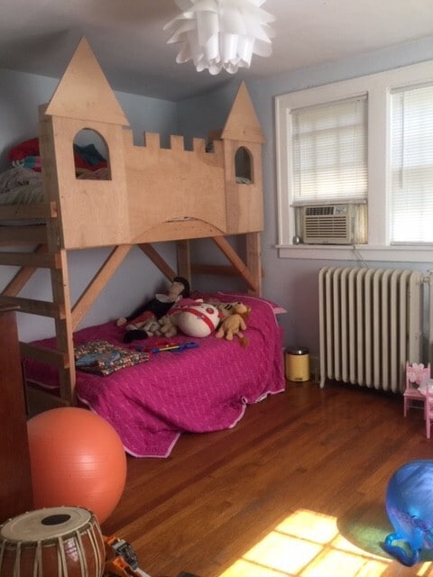 Building Photo - Charming bungalow in the heart of Colonial Williamsburg!