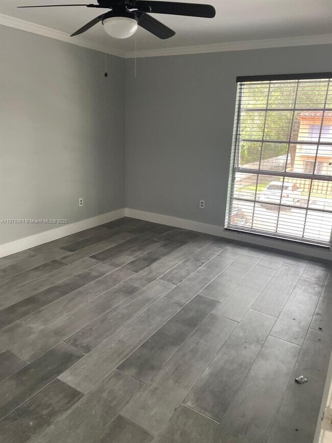 Building Photo - 7215 Miami Lakes Dr