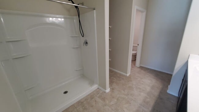 Building Photo - 4bedroom 3bath 2 Story Home with ***19 solar panels for low electric bill***