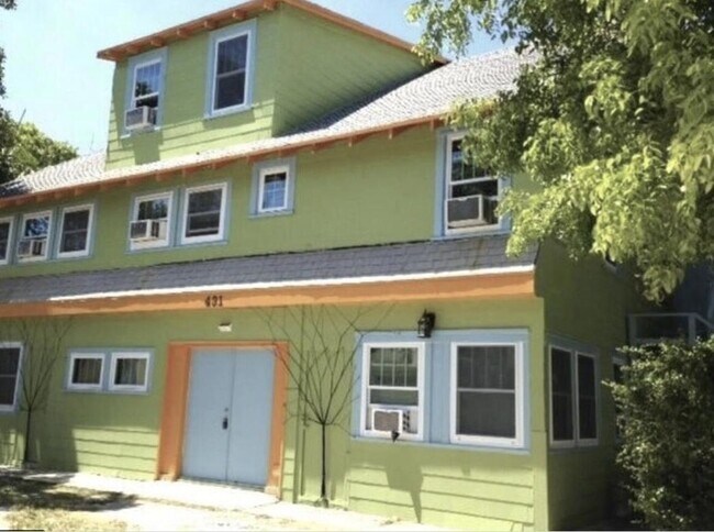 Building Photo - 431 S M St