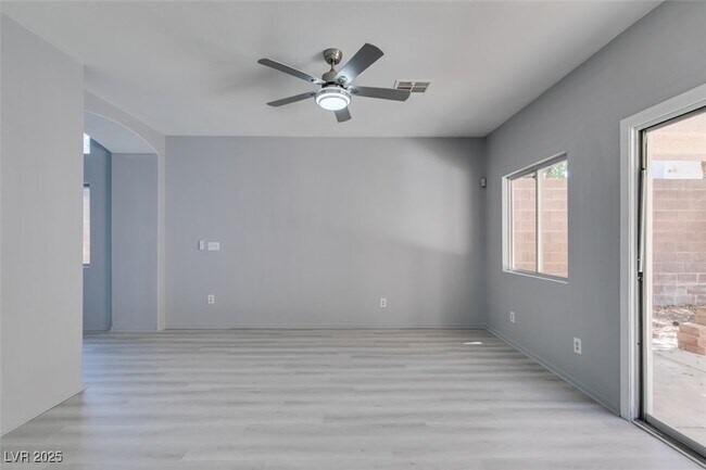 Building Photo - 803 Binbrook Dr