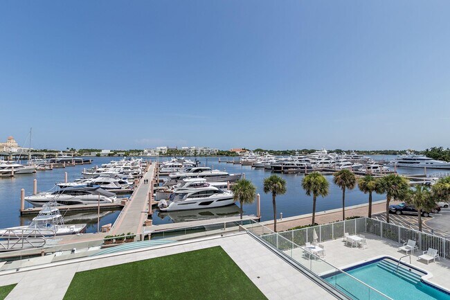 Building Photo - 400 N Flagler Dr