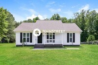 Building Photo - 3 Bedroom Pet-Friendly Home in CLAYTON, NC with Main Street Renewal