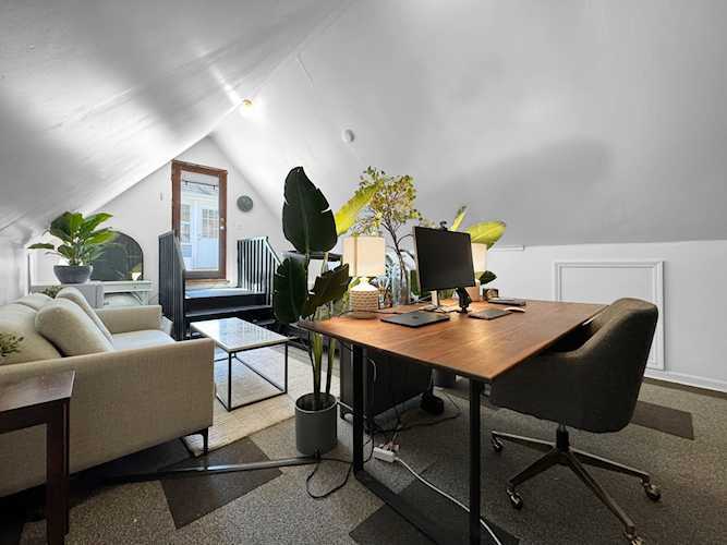 Building Photo - 140 Broadway