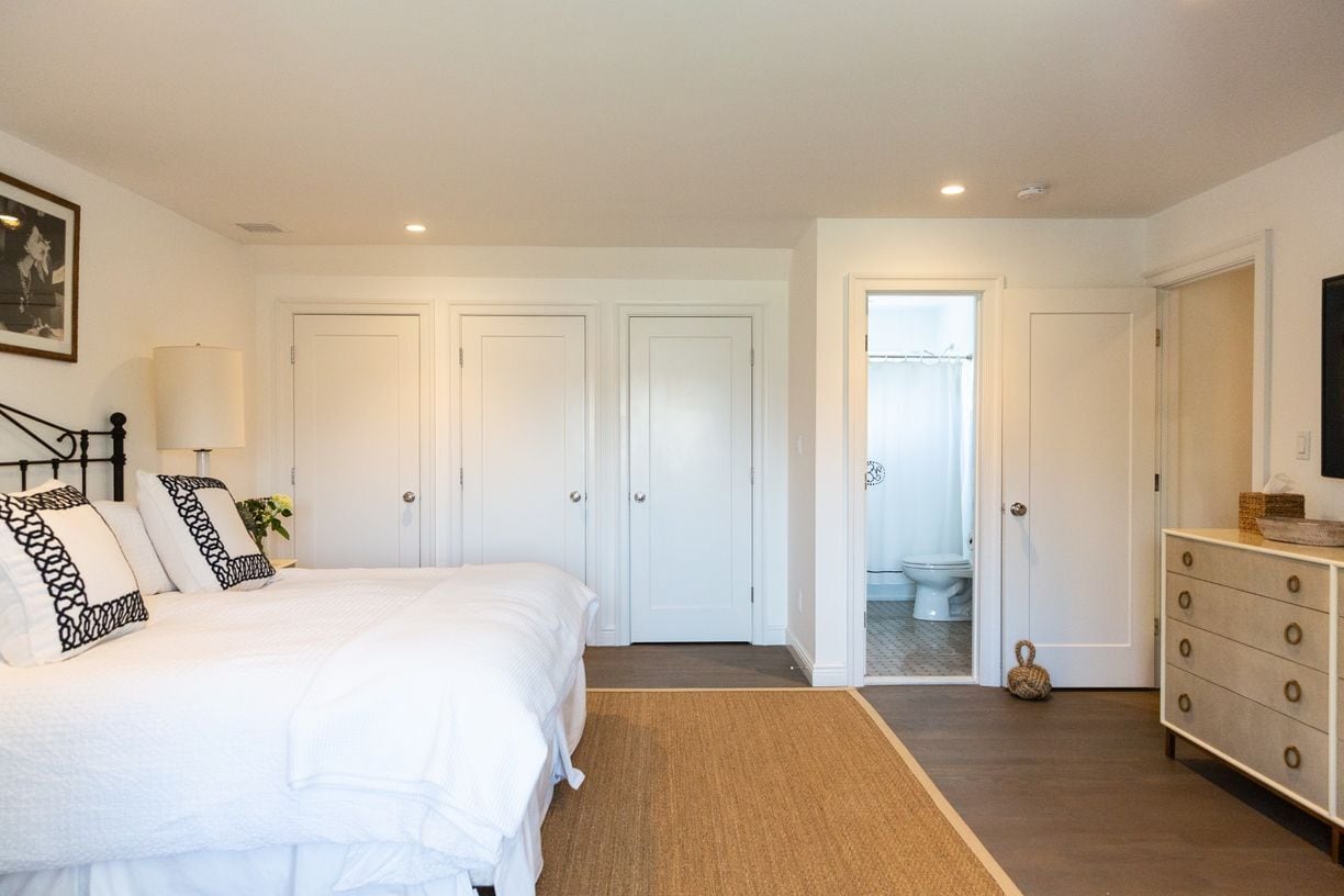 Building Photo - 20 Sunshine Rd