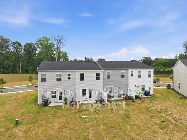 Building Photo - 2495 Tonoloway Dr