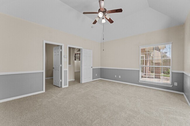 Building Photo - 20698 Oakhurst Meadows Dr
