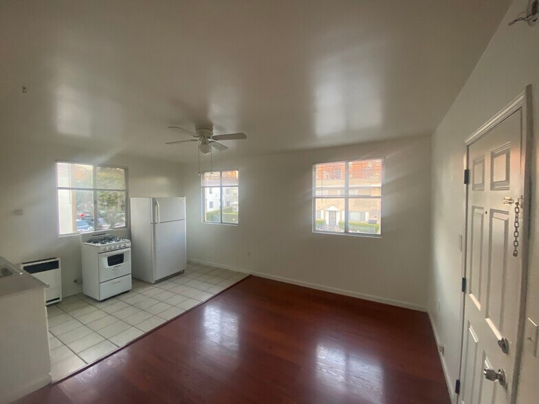 Another angle of studio space. - 1825 Wilcox Ave