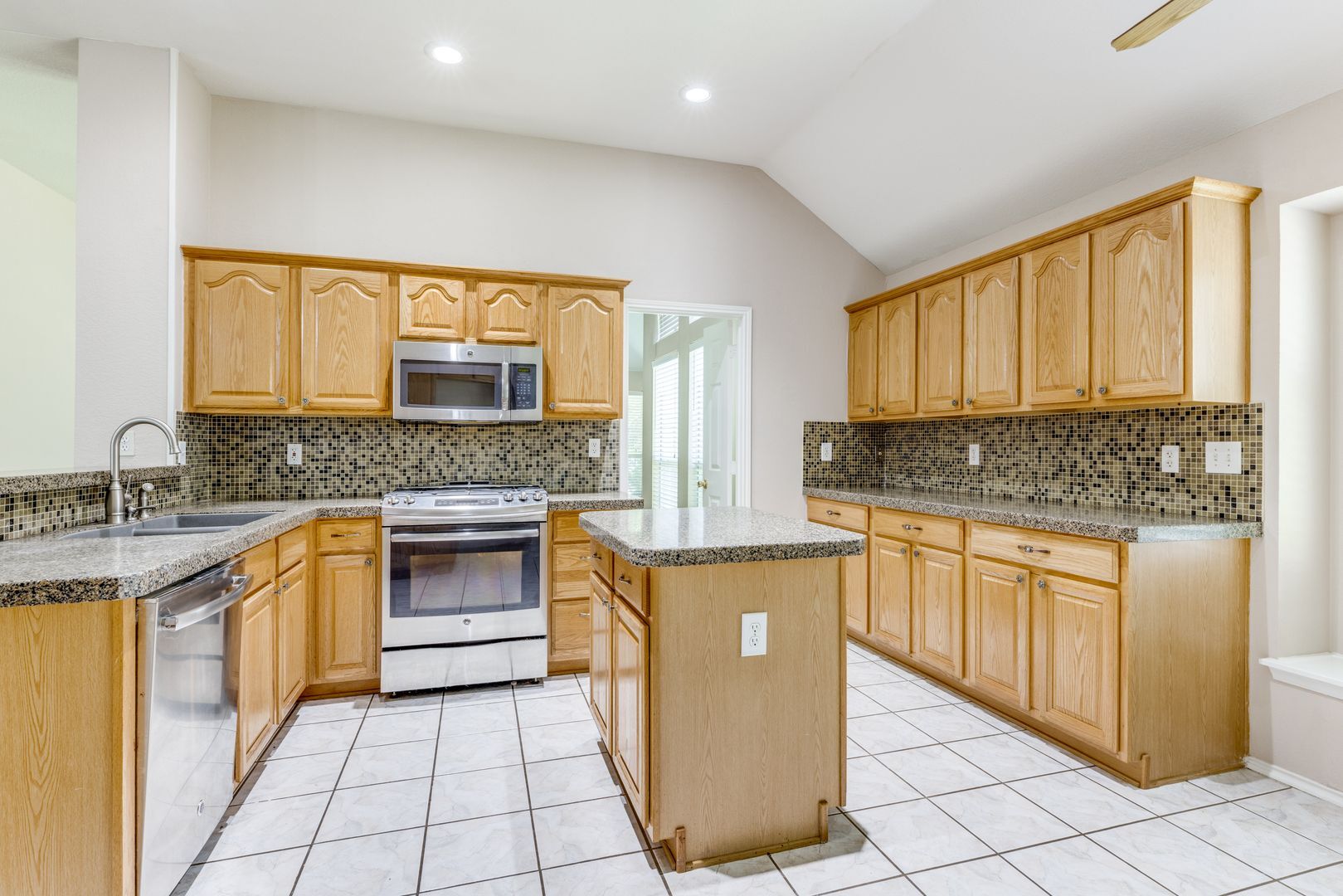Building Photo - 2603 Tourette Ct
