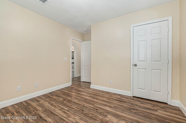 Building Photo - 110 Chapel Ln