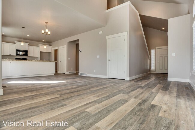 Building Photo - 1680 Aspen Summit Dr