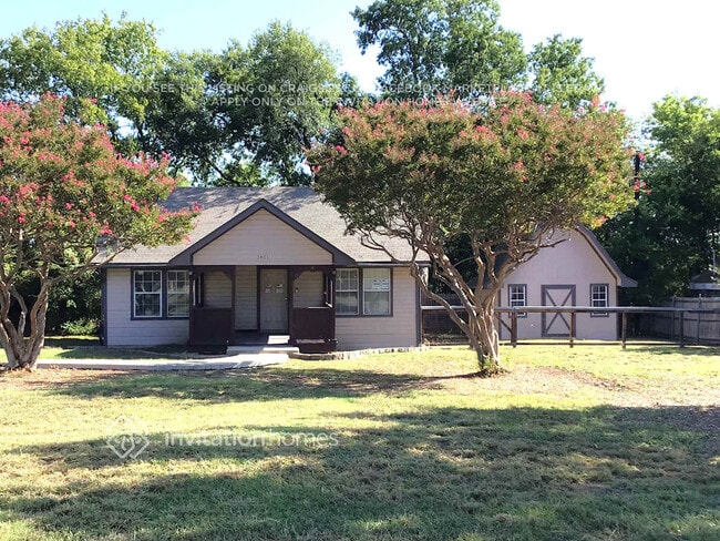 Building Photo - 3401 Dorothy Ln