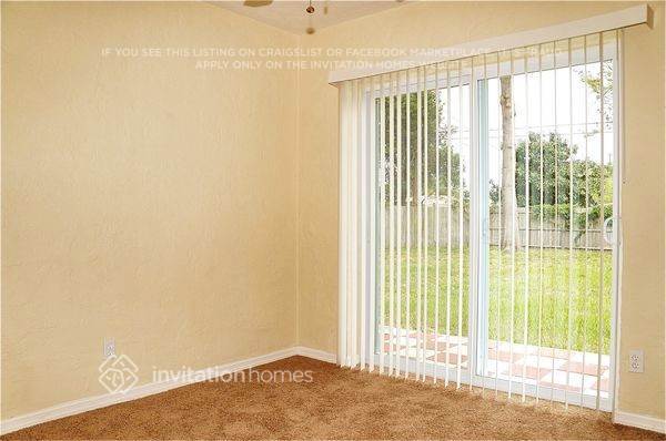 Building Photo - 6525 34th Ave N