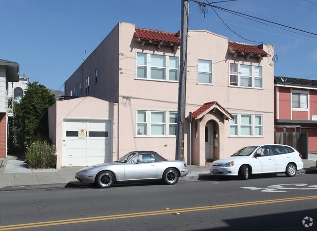 Primary Photo - 406 Baden Ave