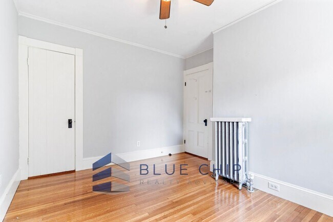 Building Photo - 173 Brimbal Ave
