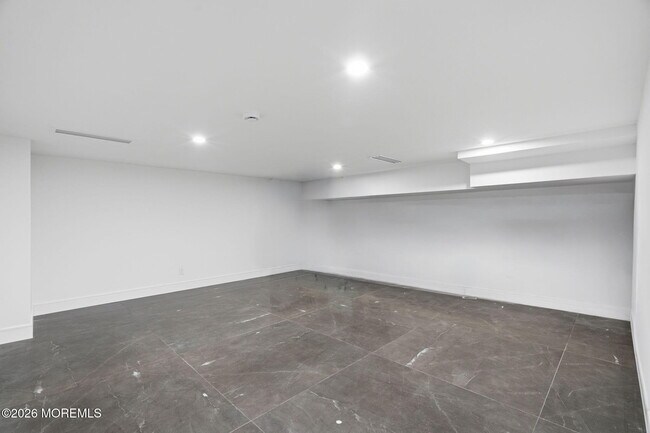 Building Photo - 9 Minerva St