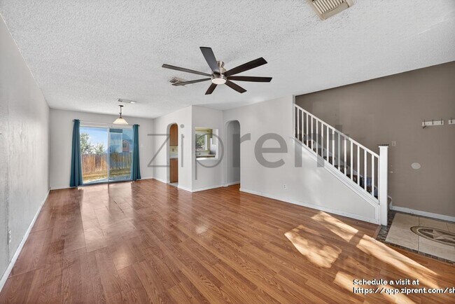 Building Photo - 5515 Champions Hill Dr