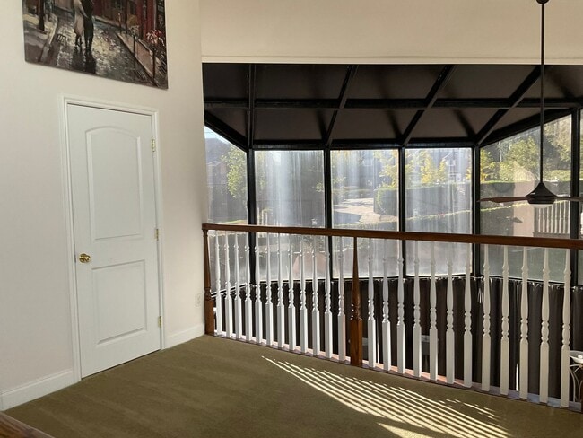 Building Photo - Spacious and Furnished 9 Bedroom House Nea...