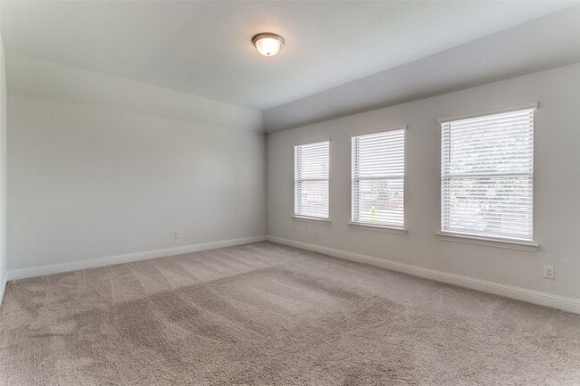 Building Photo - 3701 Trillium Dr