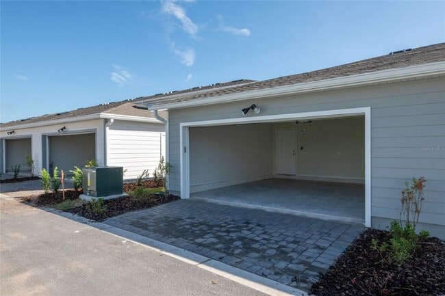 Building Photo - The perfect home waiting for you!