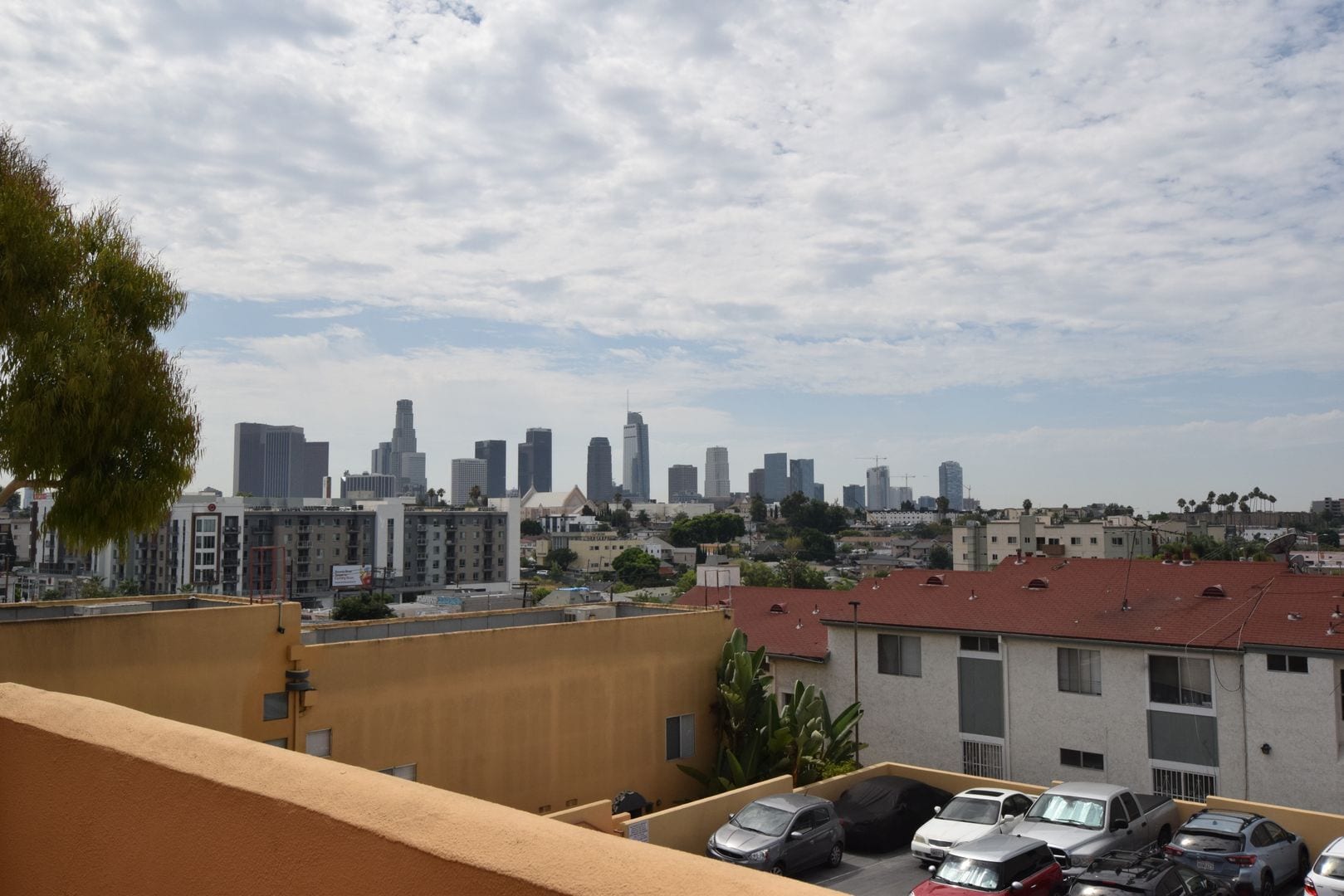 Building Photo - 425 N Alvarado St