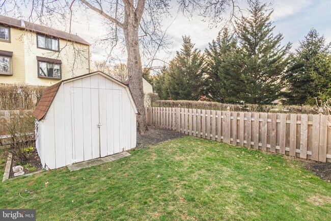 Building Photo - 3473 E Gate Pl