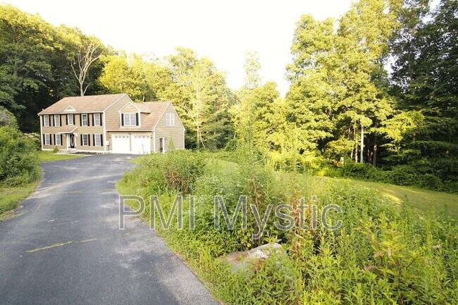 Building Photo - 6 Oak Ridge Road