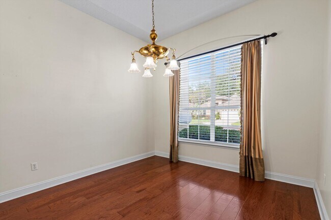 Building Photo - 293 Edge of Woods Rd