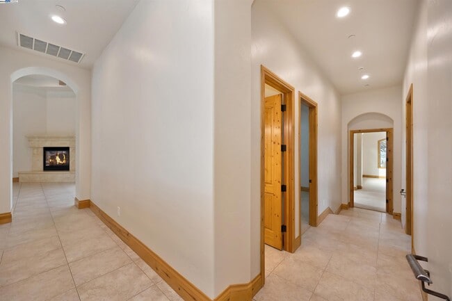 Building Photo - 12859 Austin Forest Cir